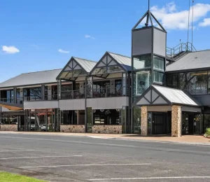 Berri Hotel - Front View